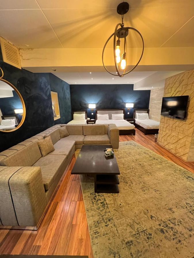 Lahore Continental Hotel Zewnętrze zdjęcie