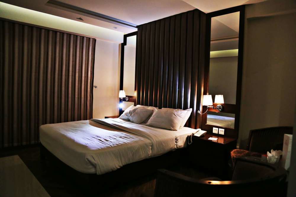 Lahore Continental Hotel Zewnętrze zdjęcie
